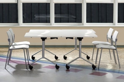 Мобільний складний стіл для переговорів 160х75х80