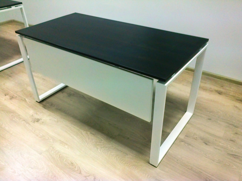 Стіл офісний140х75х70 на металевих ніжках kqd-1470 | Фото - 8